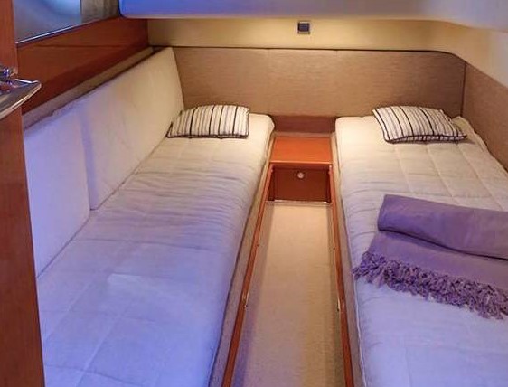 GY 147 - Motor Yacht - 13m
