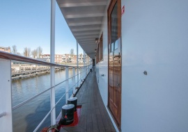 Go 1338 - Day Cruise Ship - 38m