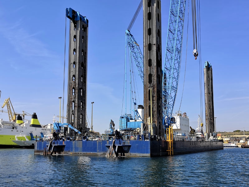Go 1344 - Jack Up Barge - 91m