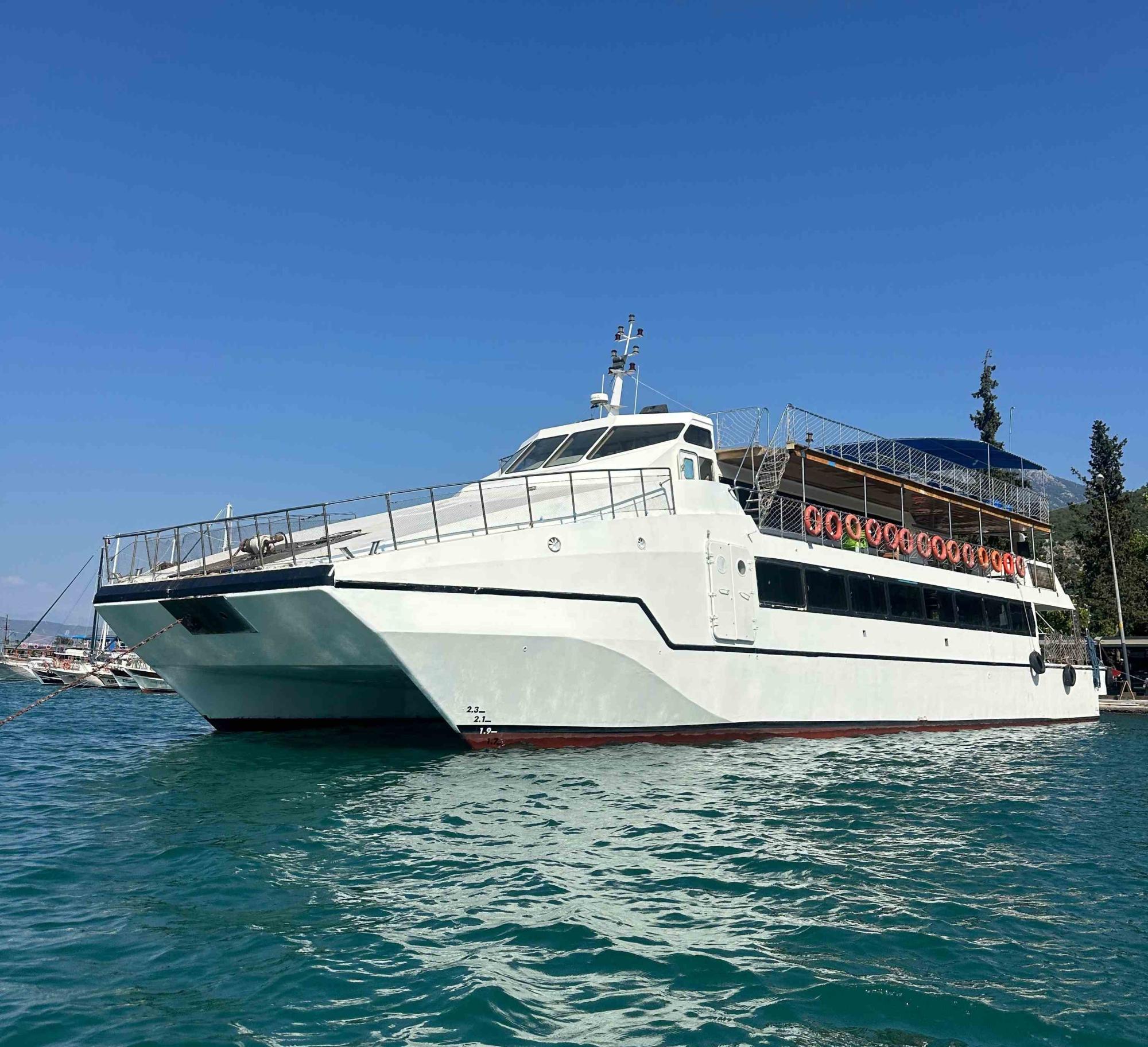 Go 1389 - Passenger Catamaran - 32m