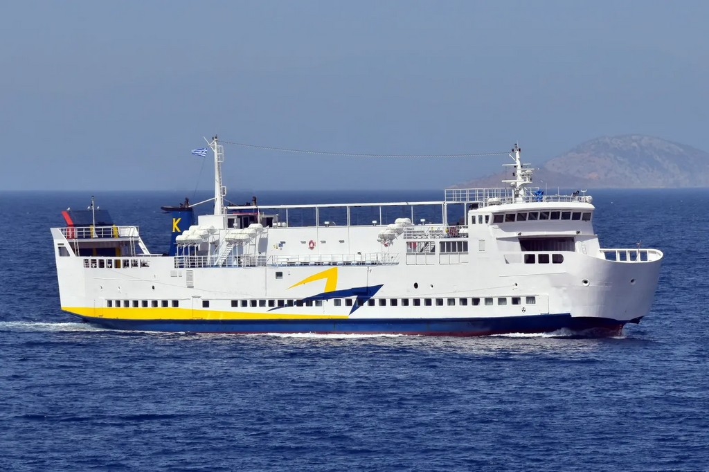 Go 1432 - Day RoPax Ferry - 82m