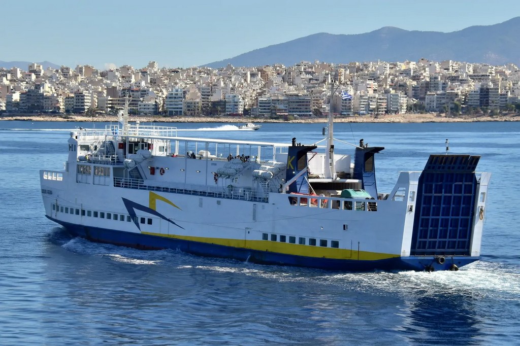 Go 1432 - Day RoPax Ferry - 82m