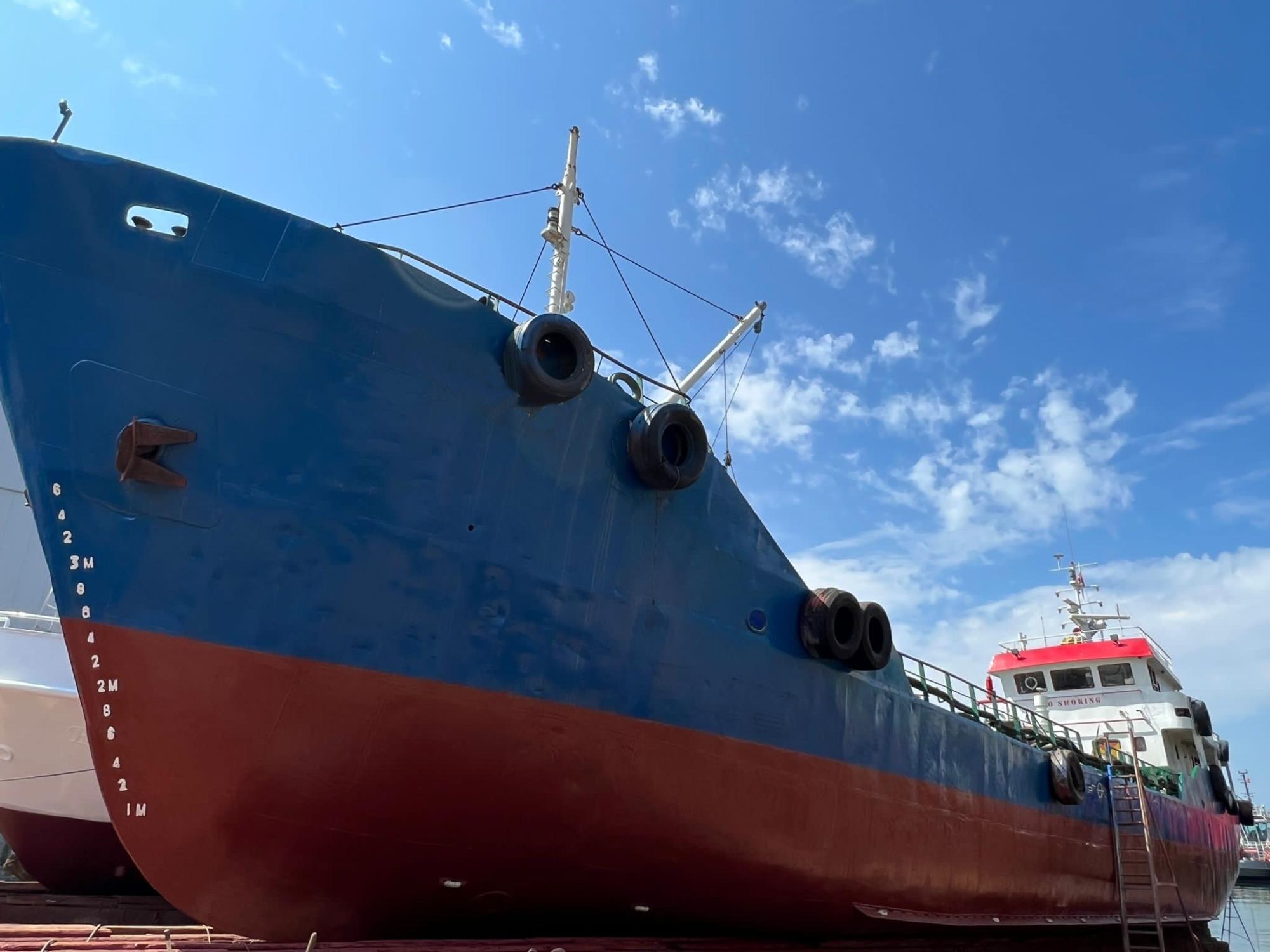 Go 1437 - Oil Tanker - 41m