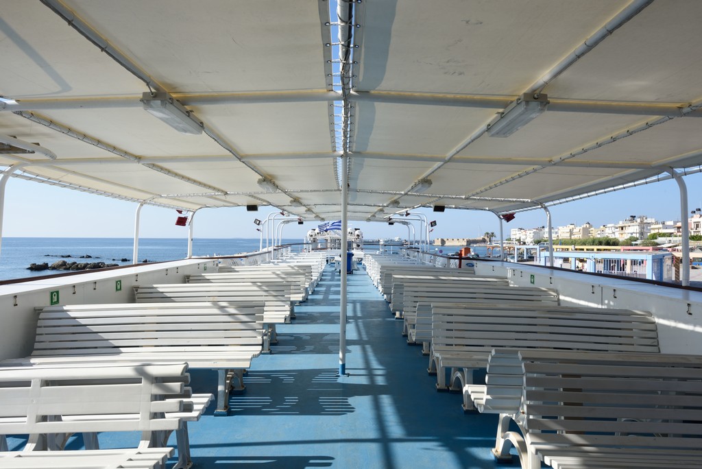 Go 1537 - Day Cruise Ship - 44m