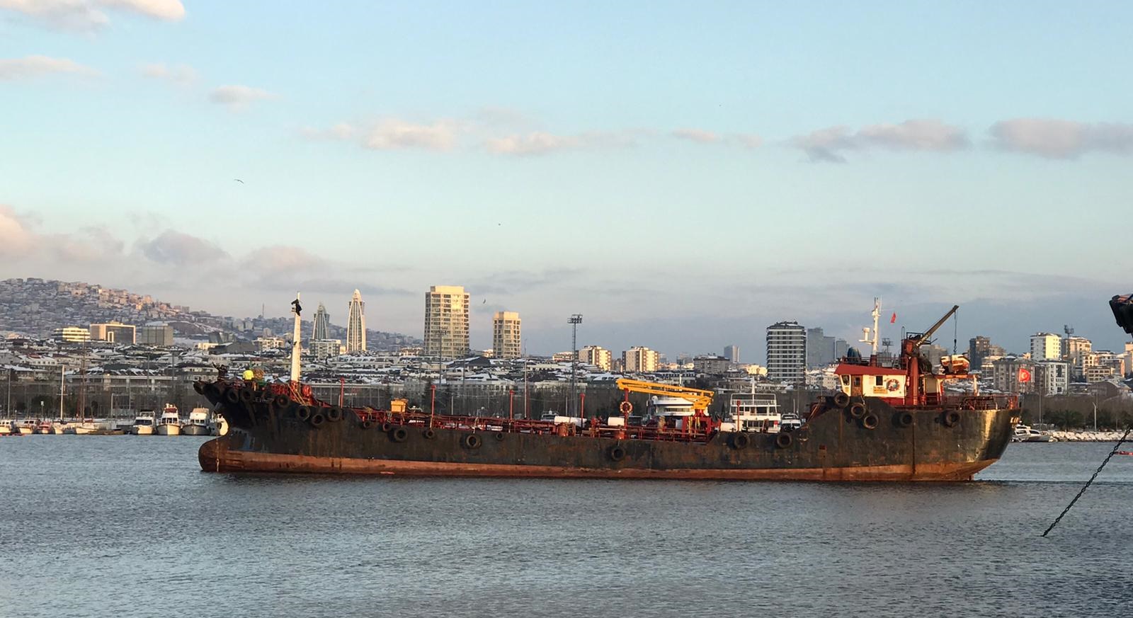 Go 1547 - Oil Tanker - 50m