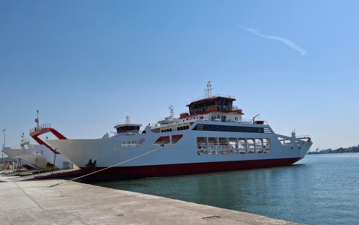 Go 1559 - Double Ended Ferry - 75m