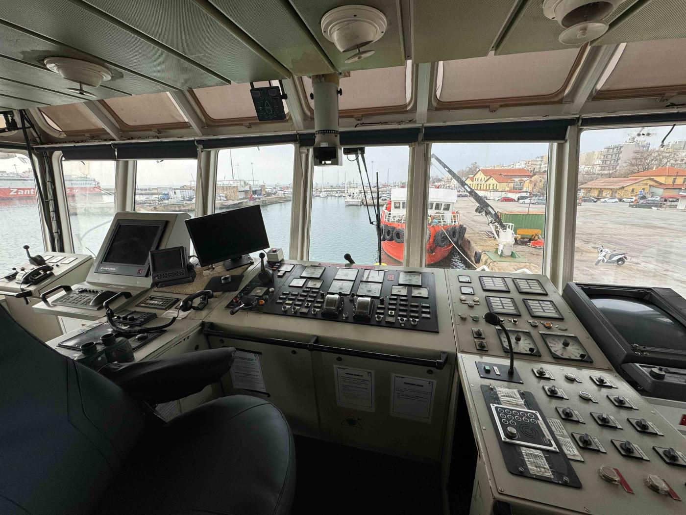 Go 1602 - Tug Boat - 37m