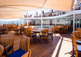 Go 1626 - Night Cruise Ship - 135m