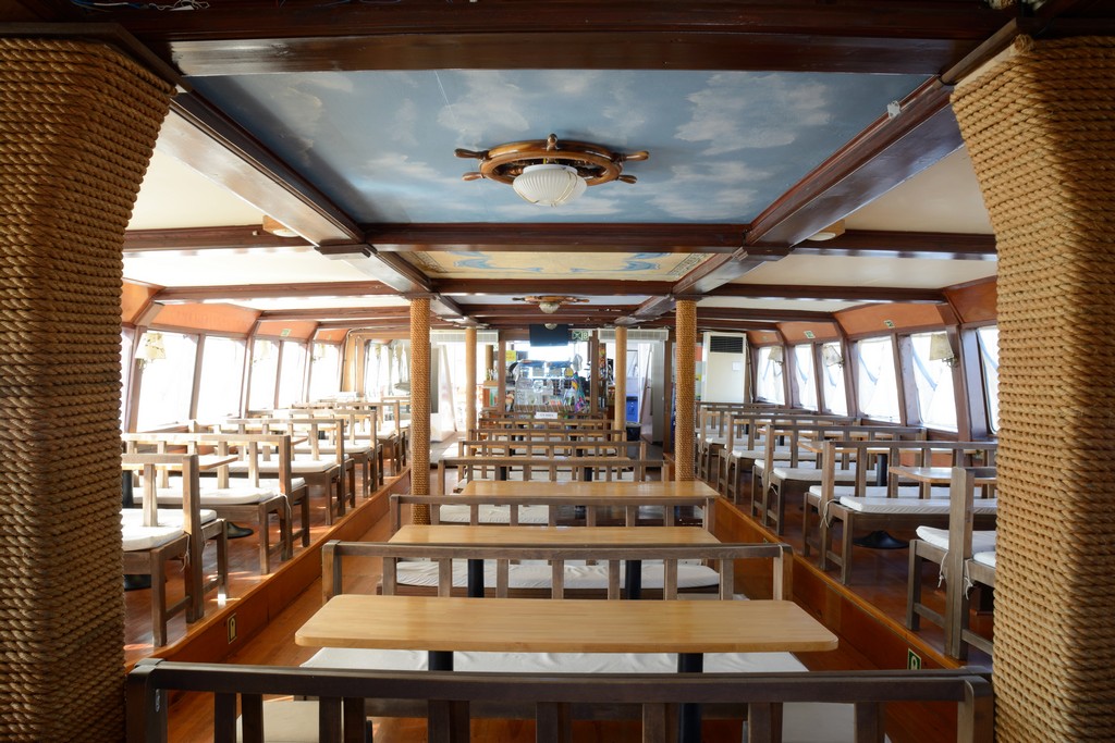 Go 1638 - Day Cruise Ship - 40m