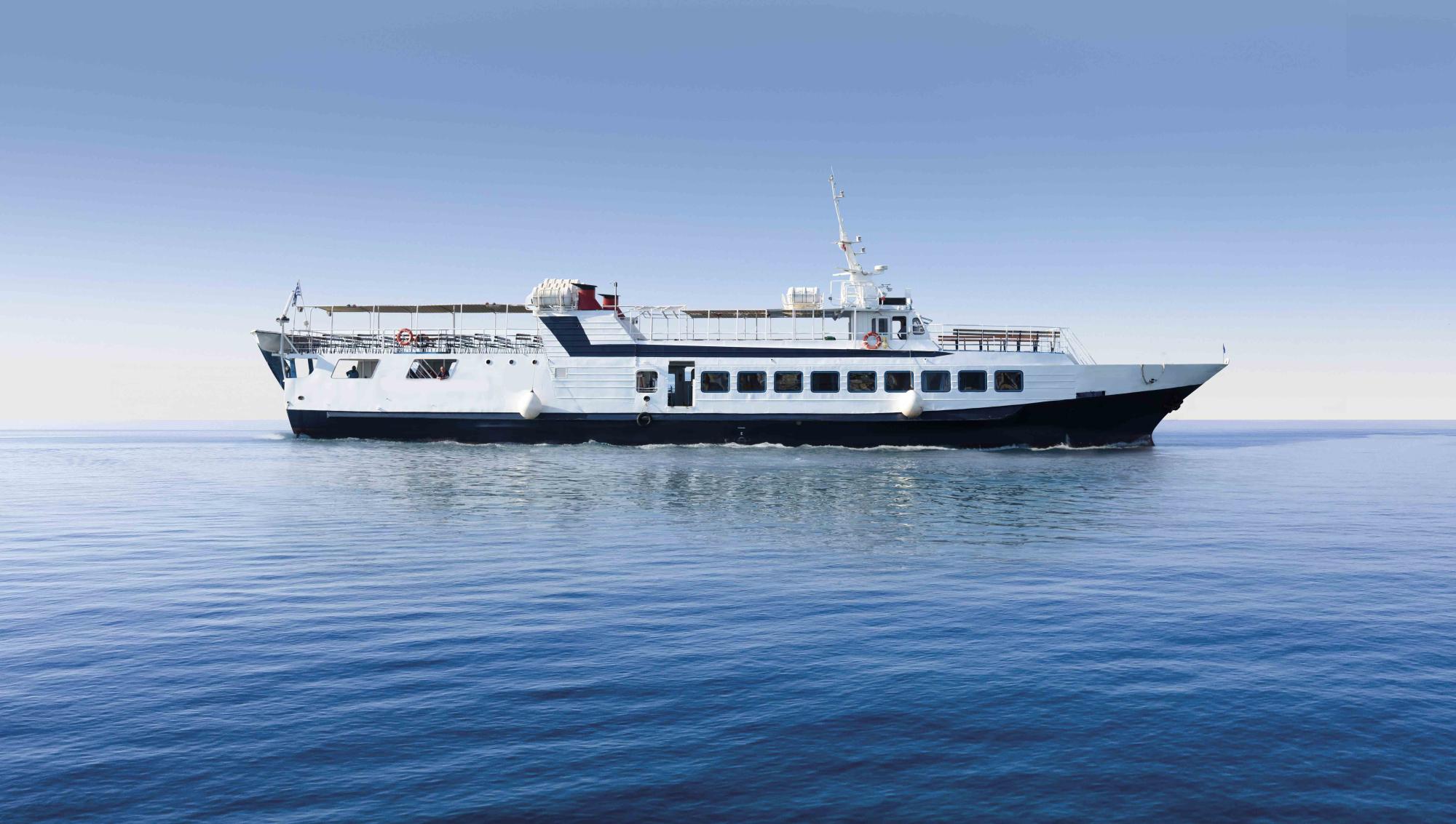 Go 1637 - Day Cruise Ship - 41m