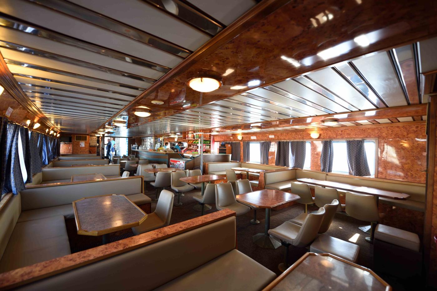 Go 1637 - Day Cruise Ship - 41m