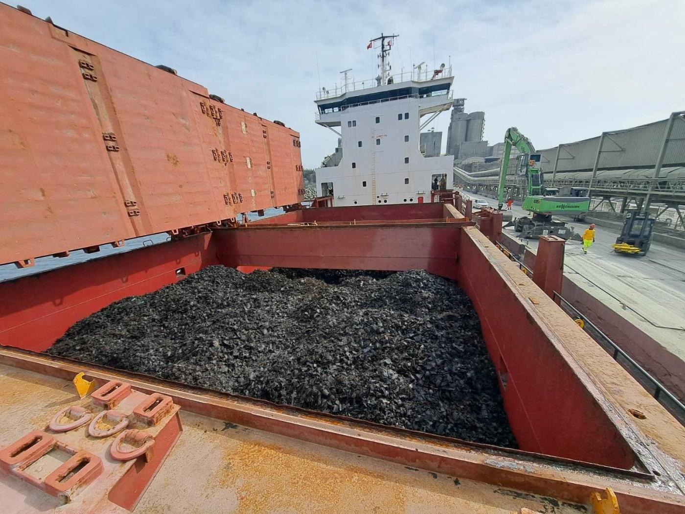 Go 1733 - General Cargo Vessel - 122m