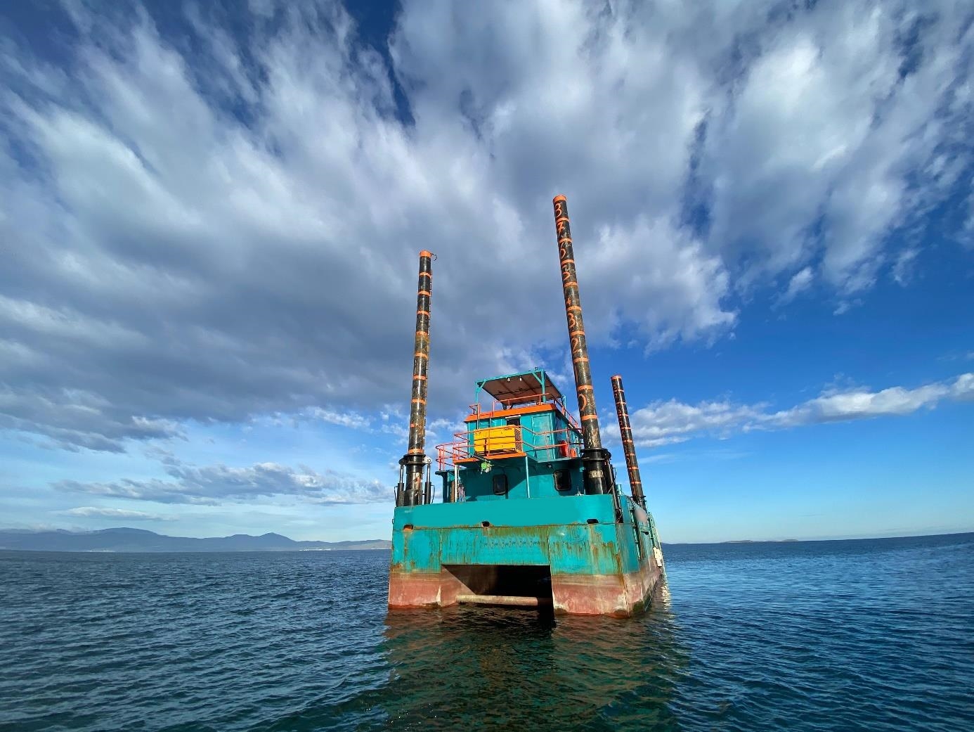 Go 1738 - Self Elevating Work Boat - 23m