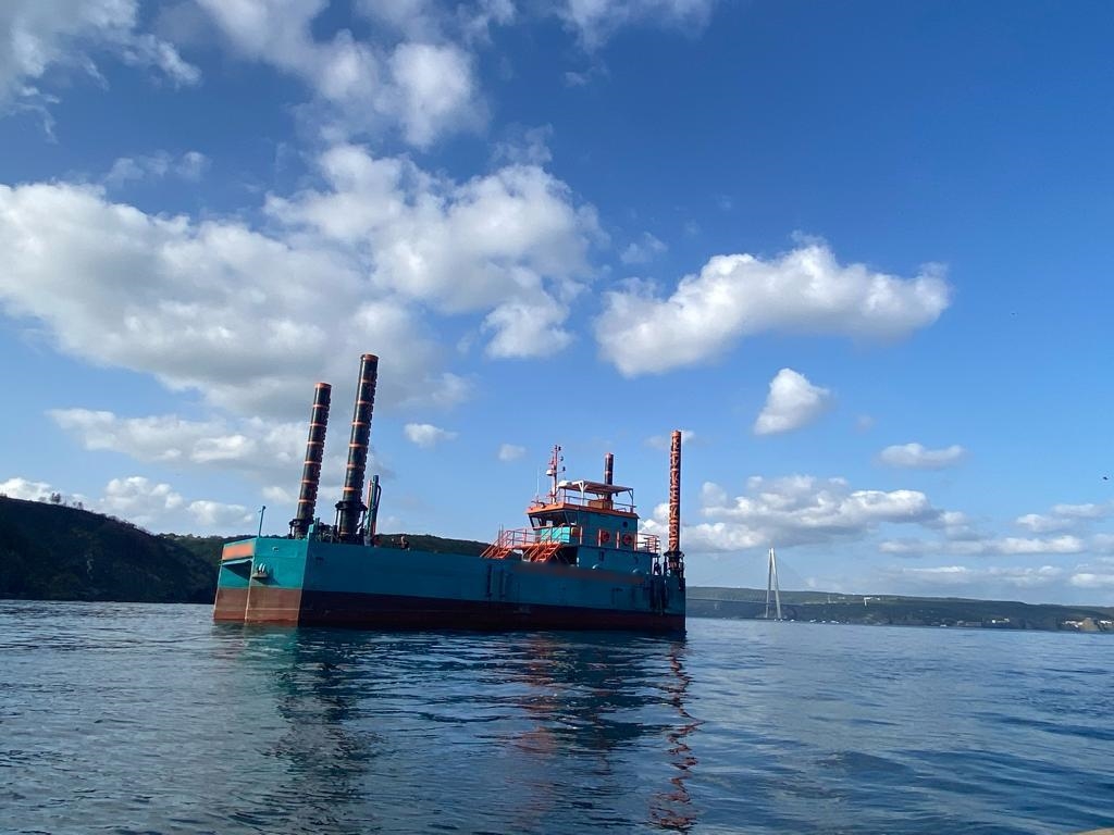 Go 1738 - Self Elevating Work Boat - 23m