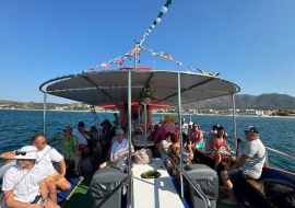 Go 1766 - Day Cruiser / Glass-Bottom boat - 19m