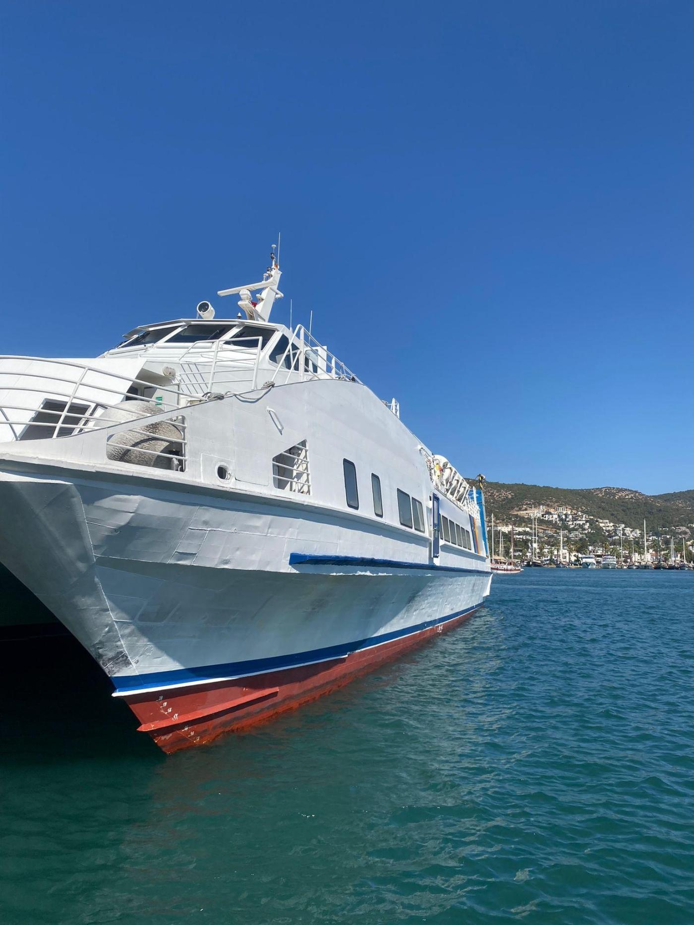 Go 1800 - Passenger Catamaran - 38m