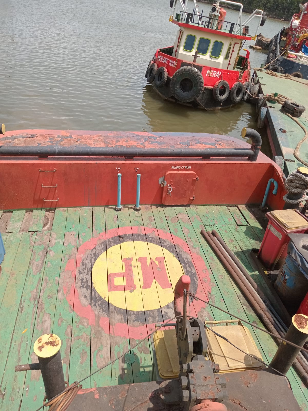 Go 1725 - Tug Boat - 20m