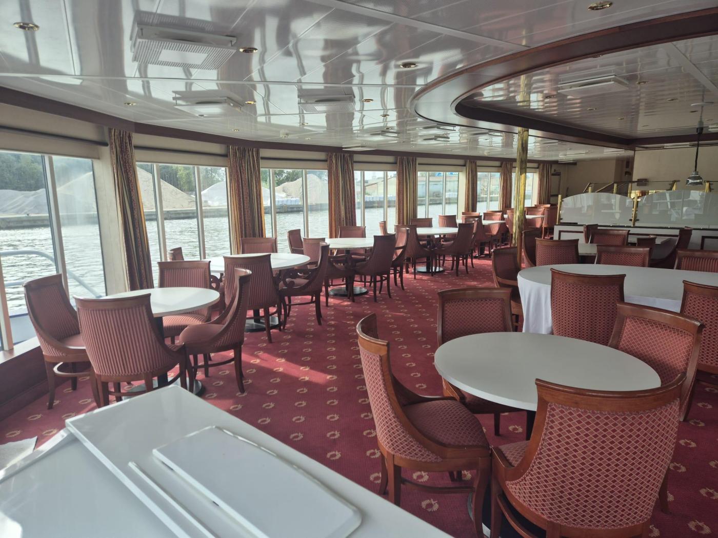Go 1884 - Night River Cruiser - 97m