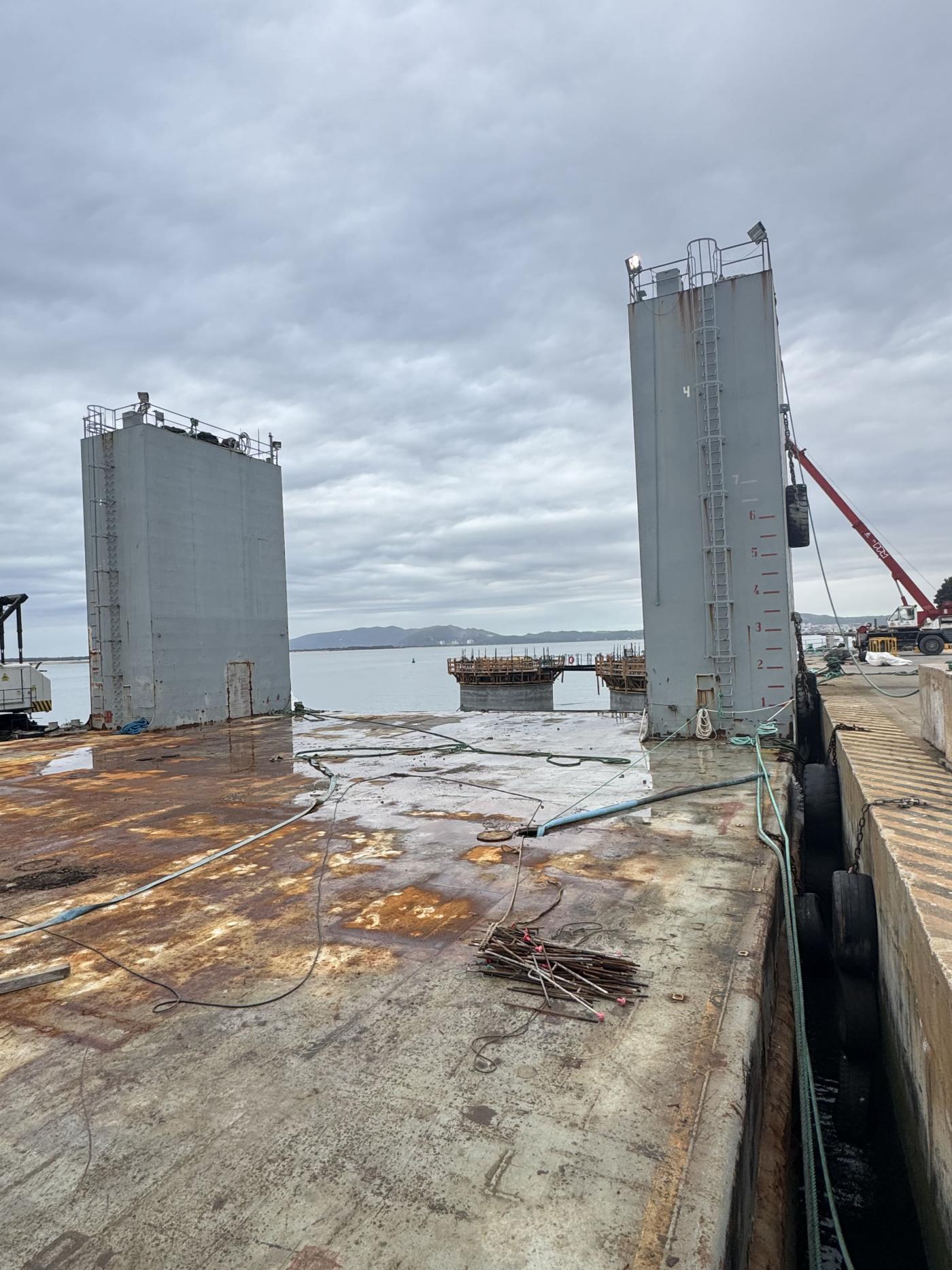 Go 1647 - Floating Dock - 54m