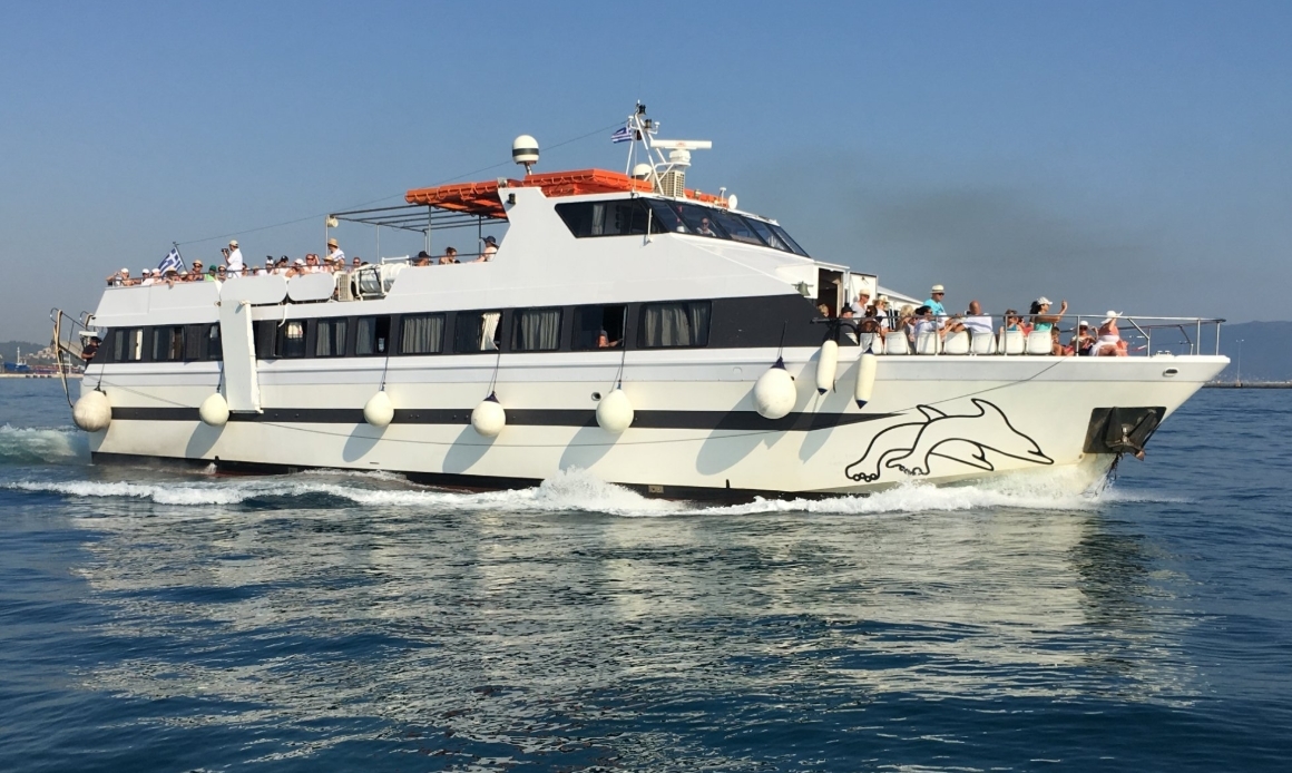 Go 0745 - Day Passenger Boat - 29m