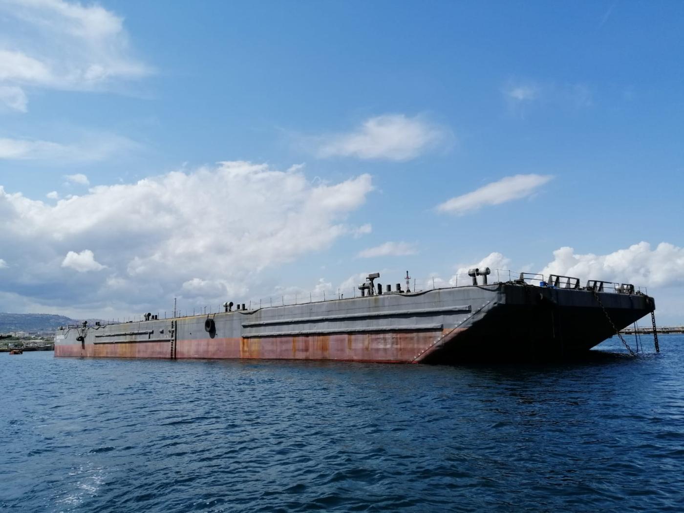 Go 0747 - Ballastable deck barge - 91m